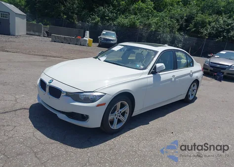 2013 BMW 328I из США, поврежденный, VIN WBA3A5G51DNP26366